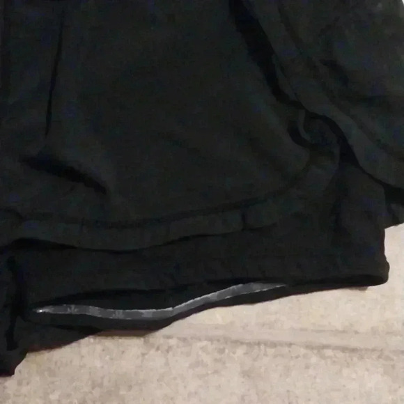Athleta Women Pulse 2 in 1 Black Stretch Running Shorts Athletic Gym Size S - Picture 3 of 5